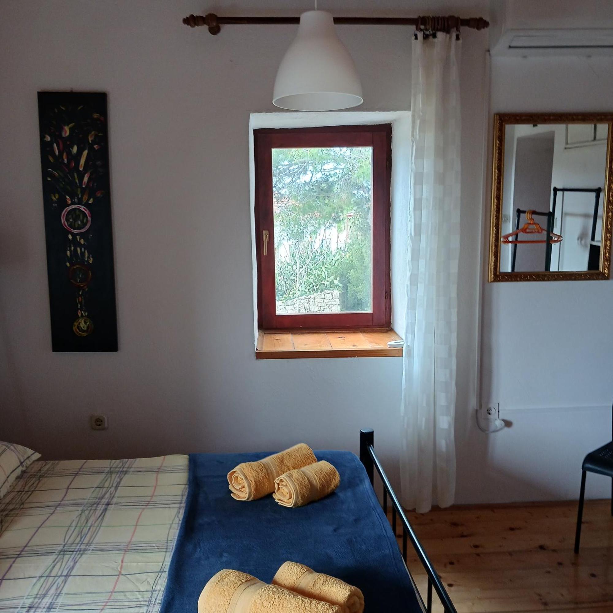 Apartments Elena & Damir ヴィス エクステリア 写真